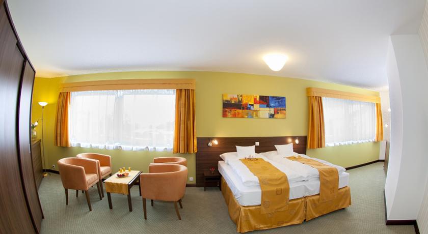 Hotel Active ปราฮากิเต ห้อง รูปภาพ